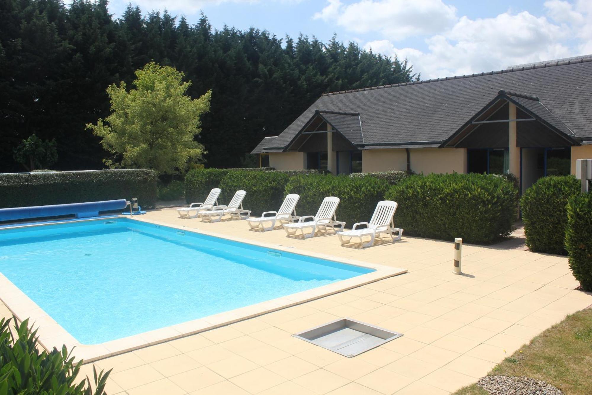 Les Dineux Village Trémeur Exterior foto